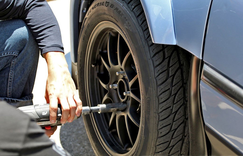 Buca Otoban Lastikçi